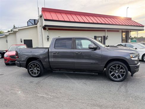 Used 2019 RAM 1500 Sport w/ Level 2 Equipment Group AWD/4WD image 4