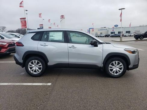 New 2026 Toyota Corolla Cross L image 4