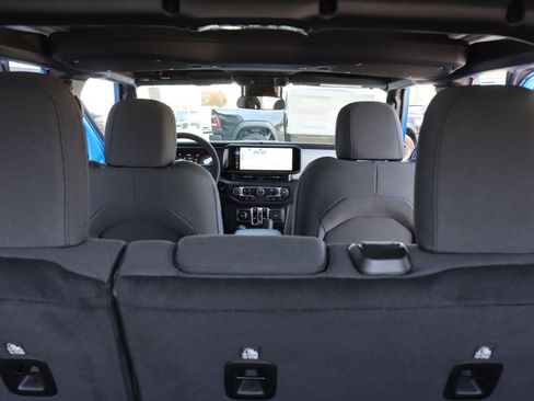 New 2024 Jeep Wrangler Unlimited Sport image 6