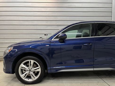 Used 2022 Audi Q3 2.0T Premium Plus AWD/4WD image 3