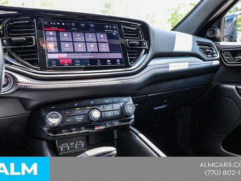 Used 2025 Dodge Durango GT RWD image 30
