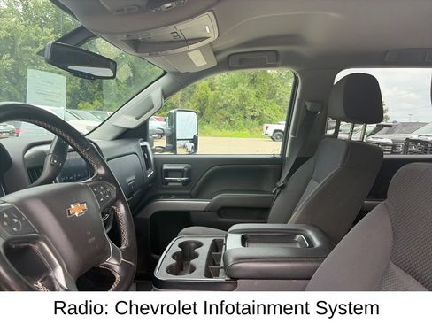Used 2019 Chevrolet Silverado 2500 LT w/ LT Convenience Package AWD/4WD image 17