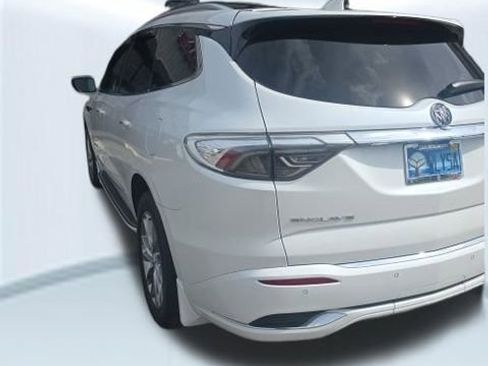 Used 2023 Buick Enclave Avenir w/ Avenir Technology Package FWD image 7