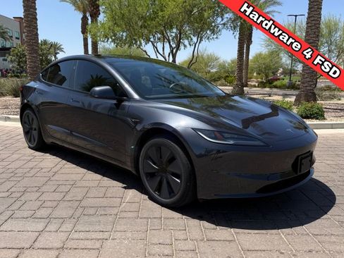 Used 2025 Tesla Model 3 RWD image 1