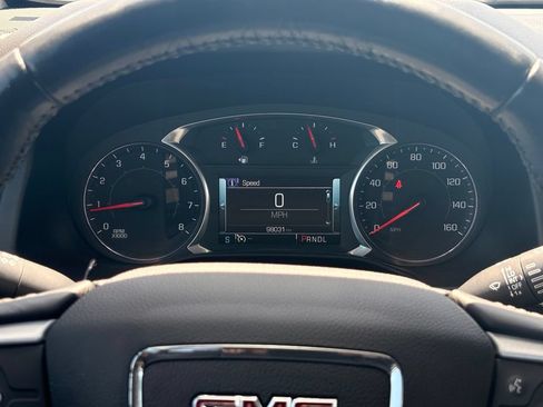 Used 2019 GMC Acadia SLT FWD image 15