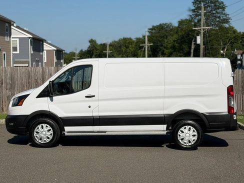 Used 2025 Ford Transit 250 Low Roof w/ Exterior Upgrade Package RWD image 10