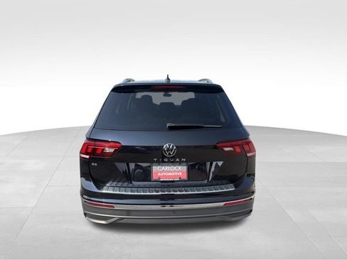 Used 2023 Volkswagen Tiguan SE FWD image 7