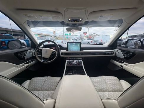 Used 2021 Lincoln Aviator Black Label w/ Dynamic Handling Package image 23