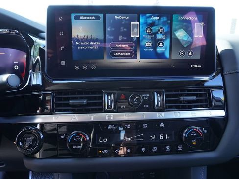 New 2026 Nissan Pathfinder SL image 21