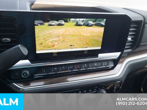 Used 2026 Chevrolet Silverado 1500 LT AWD/4WD image 9