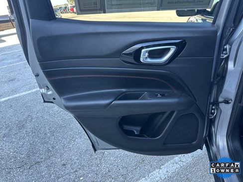 Used 2023 Jeep Compass Trailhawk image 41