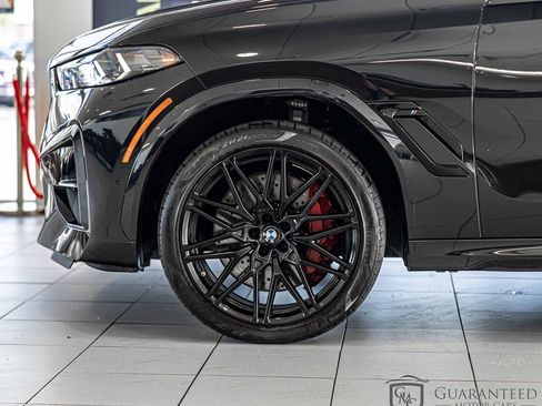Used 2025 BMW X6 M Competition w/ Executive Package image 9