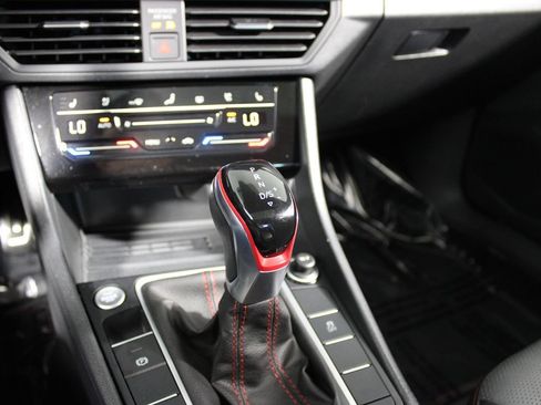 Used 2025 Volkswagen Jetta GLI Autobahn FWD image 18