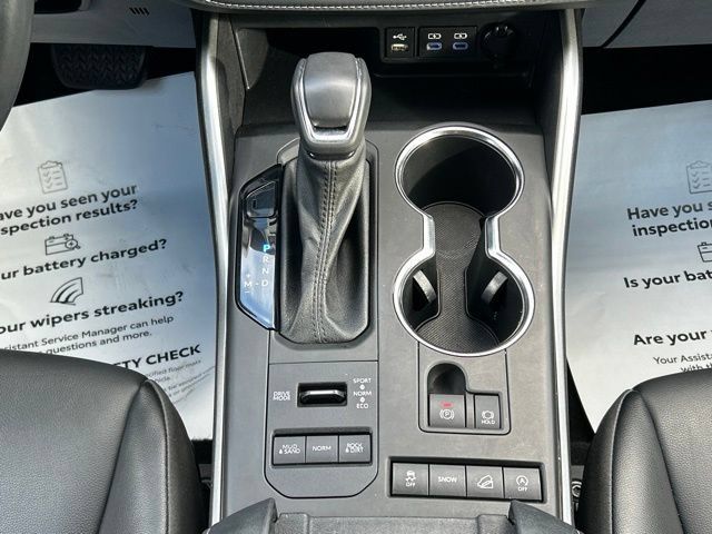 Used 2022 Toyota Highlander XLE AWD/4WD image 67