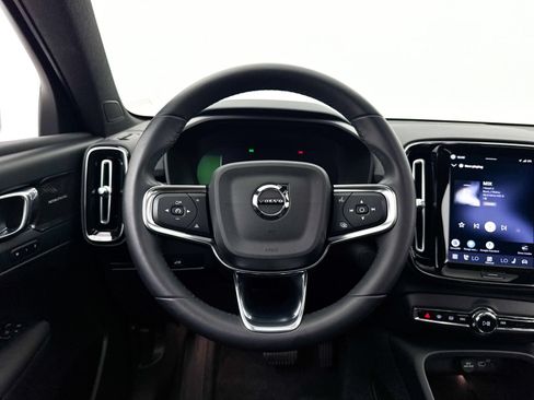 Used 2023 Volvo C40 P8 Recharge Ultimate AWD/4WD image 28
