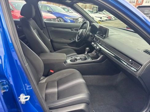 Used 2023 Honda Civic Sport image 19
