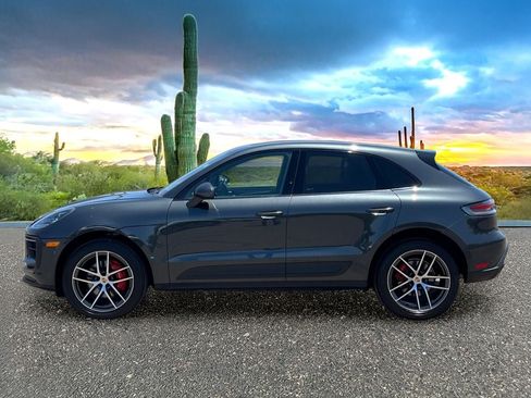 Used 2023 Porsche Macan S AWD/4WD image 3