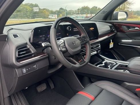 New 2026 Chevrolet Traverse RS w/ LPO, Floor Liner Package image 25