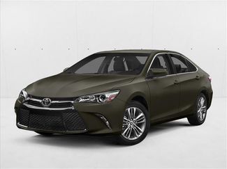 Used 2015 Toyota Camry XSE w/ Moonroof Package FWD video 1