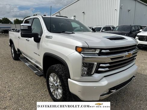 Used 2022 Chevrolet Silverado 3500 High Country w/ Z71 Off-Road Package AWD/4WD image 8