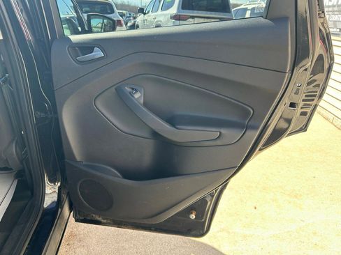 Used 2014 Ford Escape SE image 15