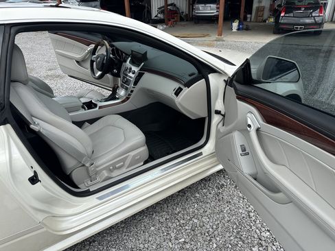Used 2014 Cadillac CTS Premium image 18