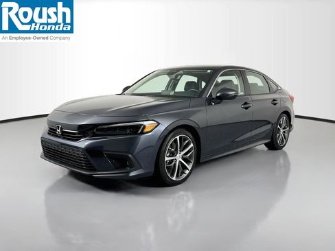 Certified 2023 Honda Civic Touring image 1