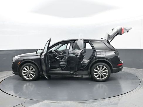 Used 2022 Lincoln Corsair AWD w/ Premium Package image 36