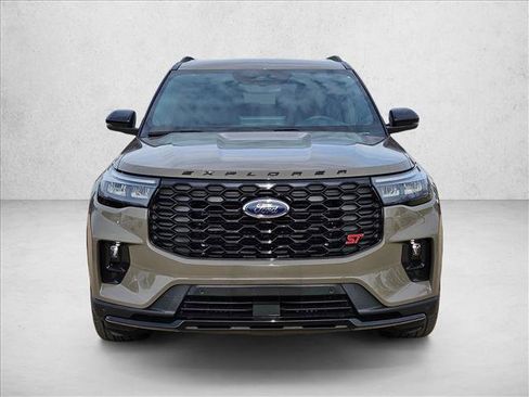 New 2026 Ford Explorer ST w/ Sun And Sound Package image 6