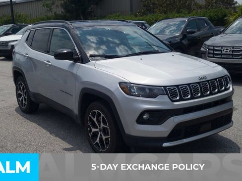 Used 2025 Jeep Compass Limited AWD/4WD image 3