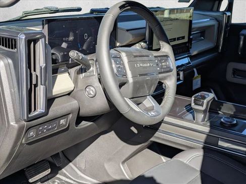 New 2026 GMC Hummer EV 2X image 9