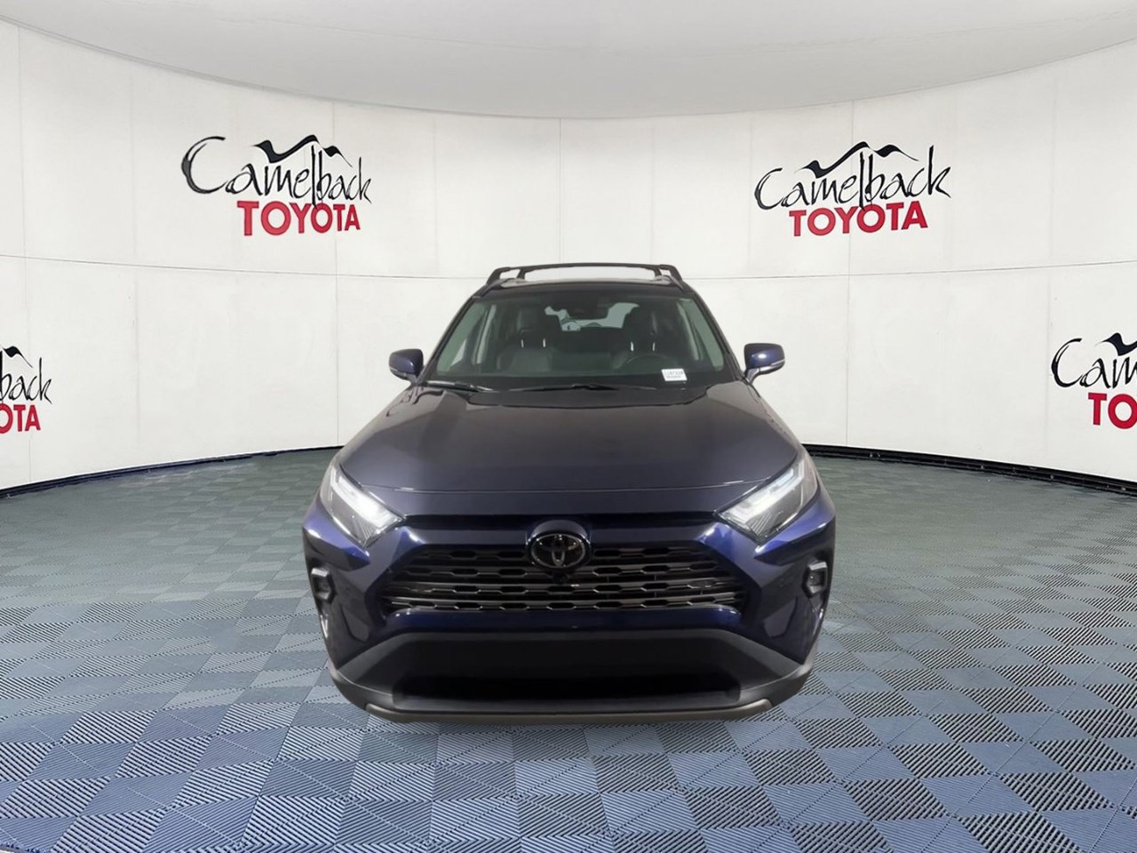 Used 2025 Toyota RAV4 Limited w/ Advanced Technology Package FWD image 5
