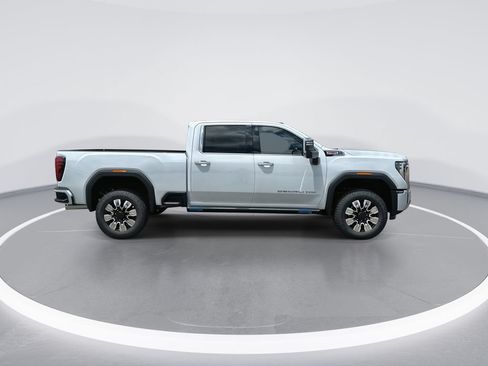 New 2026 GMC Sierra 2500 Denali w/ Denali Reserve Package AWD/4WD image 9