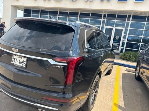 Used 2025 Cadillac XT6 Luxury FWD image 7