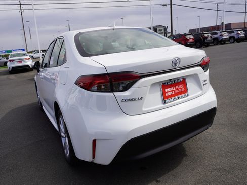 New 2026 Toyota Corolla XLE image 8