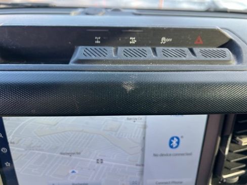 Used 2022 Ford Bronco Outer Banks image 29