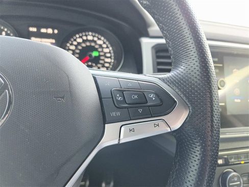 Used 2021 Volkswagen Atlas Cross Sport SE image 20