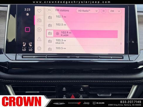 Used 2024 Volkswagen Atlas SEL Premium R-Line image 32