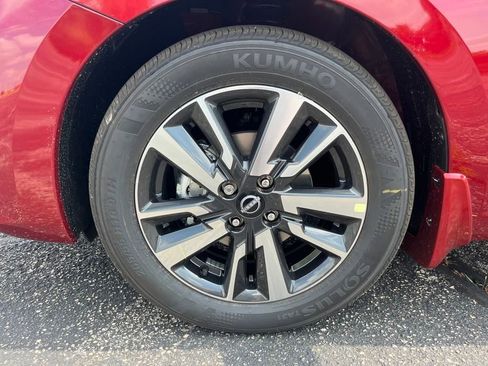 New 2025 Nissan Versa SV w/ Trunk Package image 9