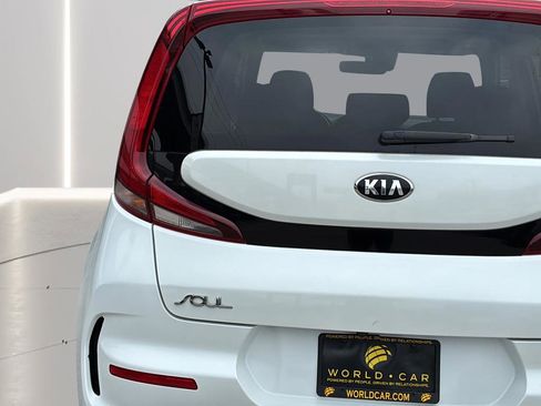 Used 2021 Kia Soul GT-Line FWD image 26