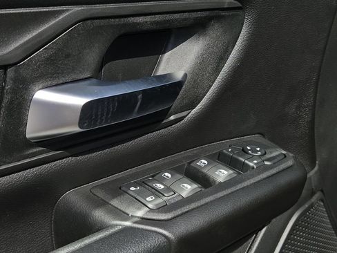 New 2026 RAM 1500 Express AWD/4WD image 22
