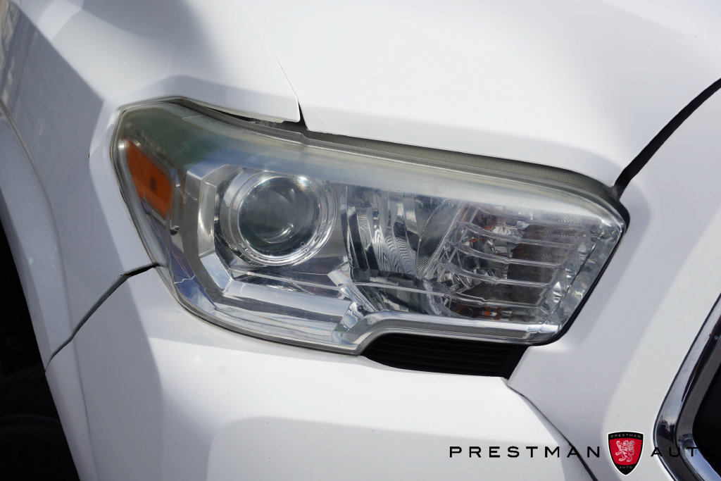 Used 2020 Toyota Tacoma SR AWD/4WD image 14