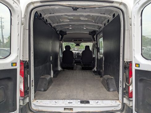 Used 2019 Ford Transit 250 148 Medium Roof image 21