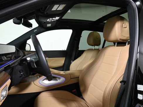 Certified 2025 Mercedes-Benz GLE 350 4MATIC image 5