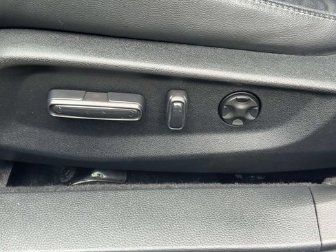 Used 2018 Honda Accord Sport image 16