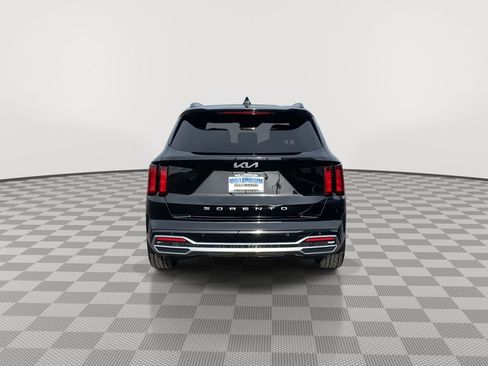 Used 2022 Kia Sorento S w/ Panoramic Sunroof Package image 6