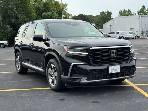 Used 2024 Honda Pilot EX-L image 2