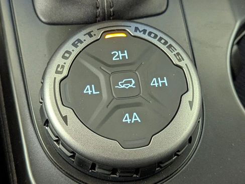 New 2025 Ford Bronco Badlands image 29