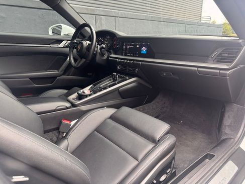Certified 2021 Porsche 911 Carrera image 18