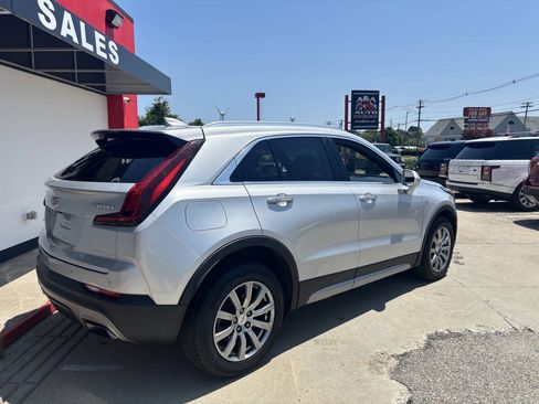 Used 2019 Cadillac XT4 Premium Luxury AWD/4WD image 9